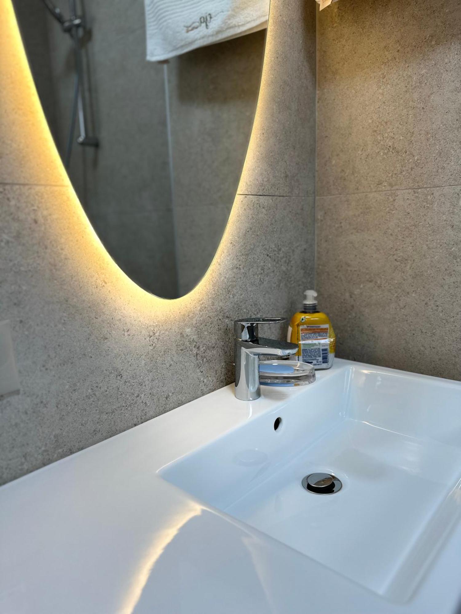 Eja Apartment 3 تيرانا المظهر الخارجي الصورة